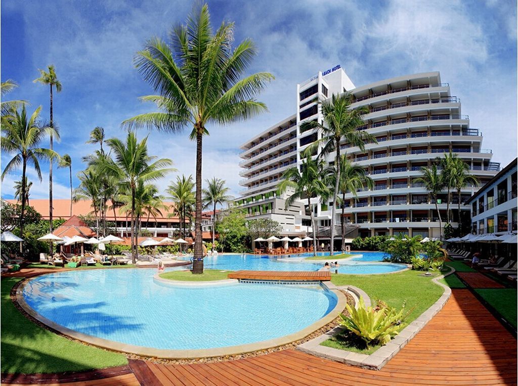 Patong Beach Hotel Phuket Exterior photo